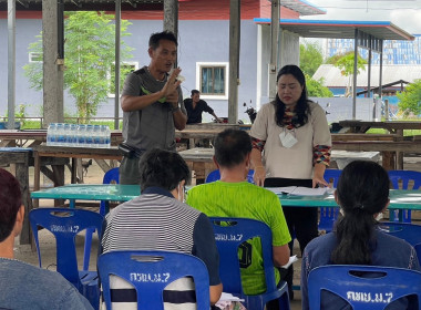 นางนริศรา โทนหงสา ผู้อำนวยการกลุ่มส่งเสริมสหกรณ์ 3 พร้อมคณะ ... พารามิเตอร์รูปภาพ 1