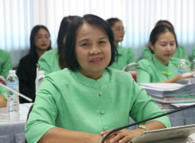 สหกรณ์จังหวัดอุบลราชธานี เป็นประธานในการประชุมข้าราชการ ... พารามิเตอร์รูปภาพ 1