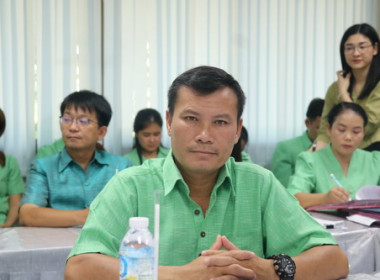 สหกรณ์จังหวัดอุบลราชธานี เป็นประธานในการประชุมข้าราชการ ... พารามิเตอร์รูปภาพ 5